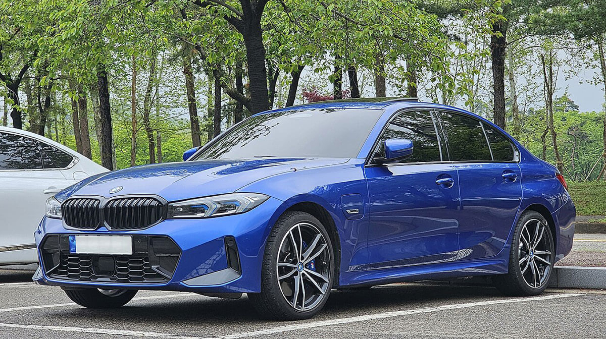 BMW-G20-330e