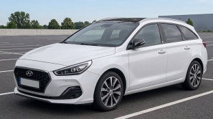 Hyundai_i30_Kombi_(III)